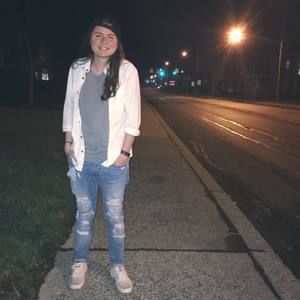 Meet your Posher, Angela